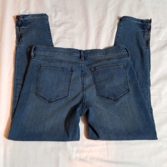 Banana Republic Jeans - Picture 4 of 5